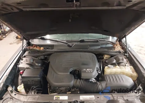 2013 Dodge Challenger Sxt z USA, uszkodzony, nr VIN 2C3CDYAG5DH593050